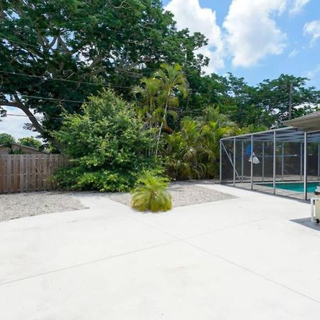 Heated Pool Home - Close To Beaches, Restaurants & More! Sarasota Luaran gambar