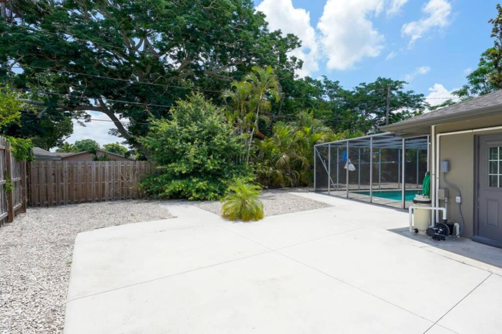 Heated Pool Home - Close To Beaches, Restaurants & More! Sarasota Luaran gambar