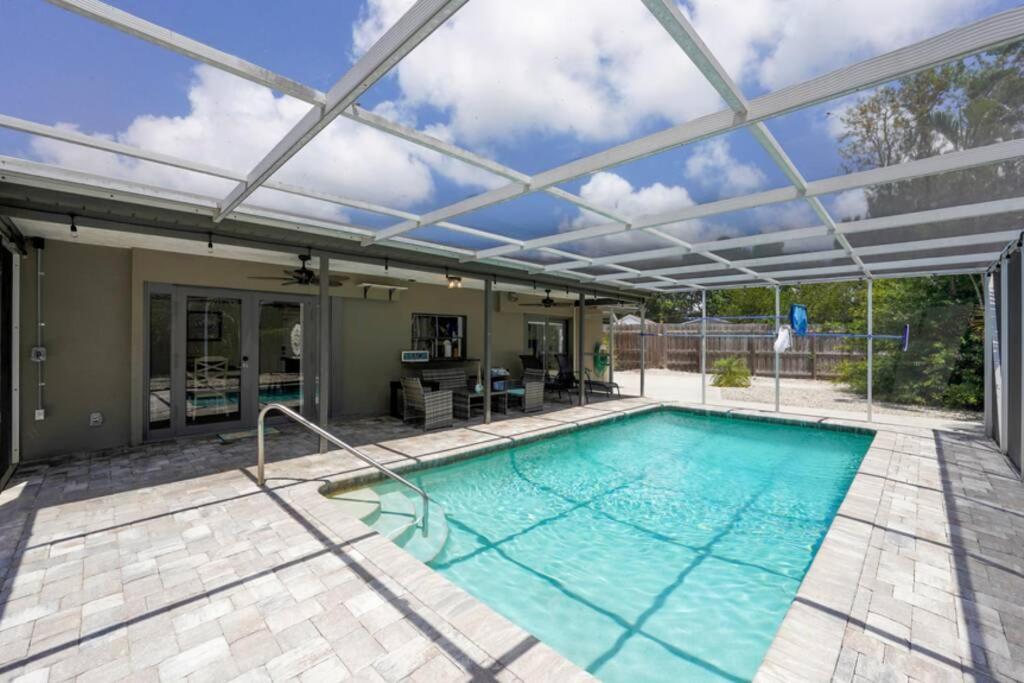 Heated Pool Home - Close To Beaches, Restaurants & More! Sarasota Luaran gambar